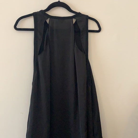 Silky party dress - Picture 9 of 9